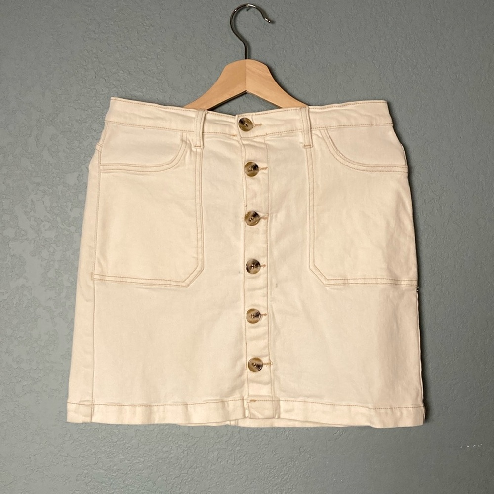 Kensie Jeans Vintage Lux Mini Skirt ~ Size 6/28 ~ White/Cream Wash